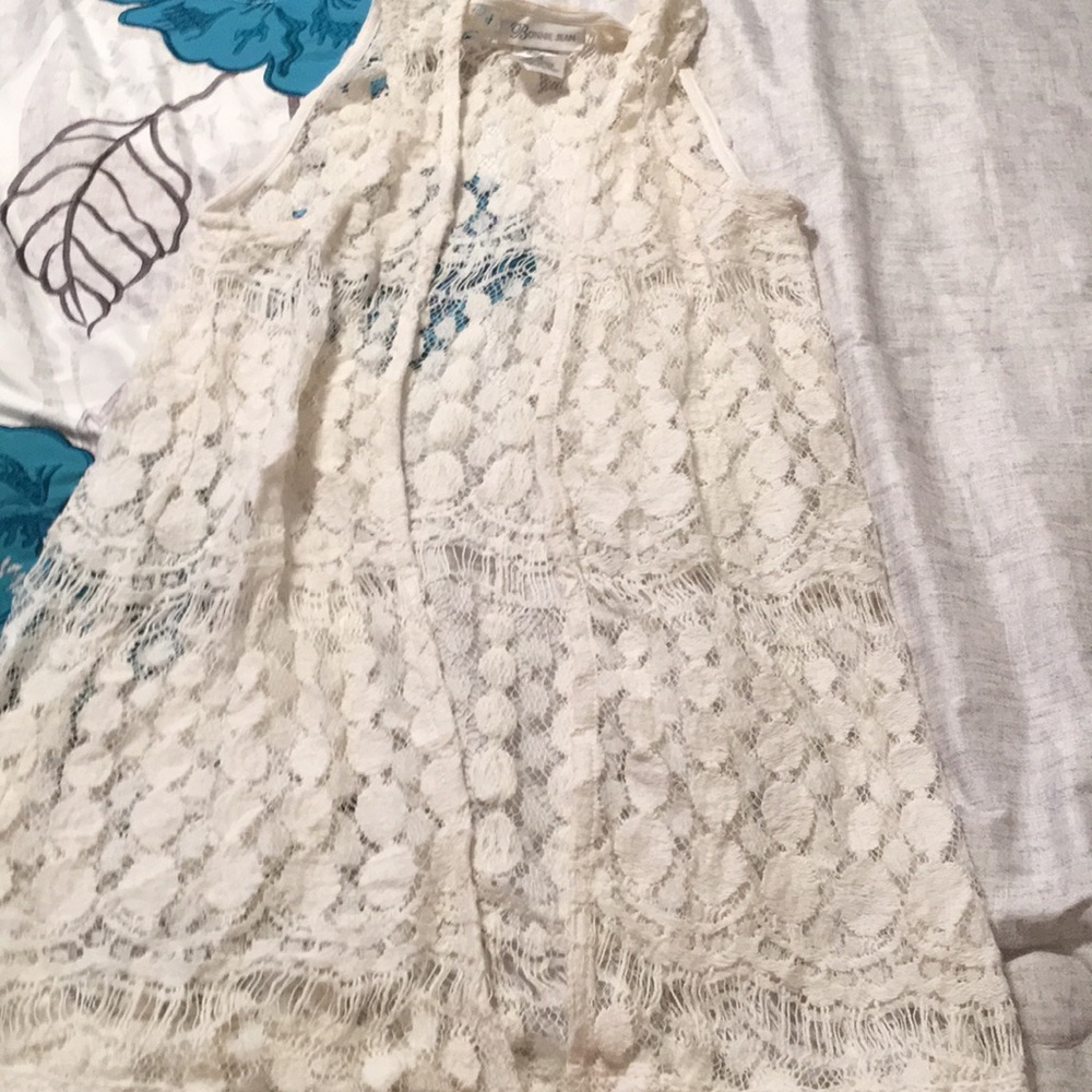 Lace vest ‼️ very good condition